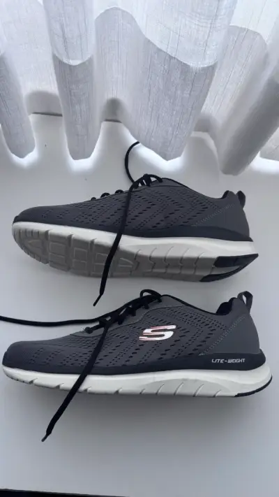 Zapatillas Skechers gris nuevas - miniatura 4