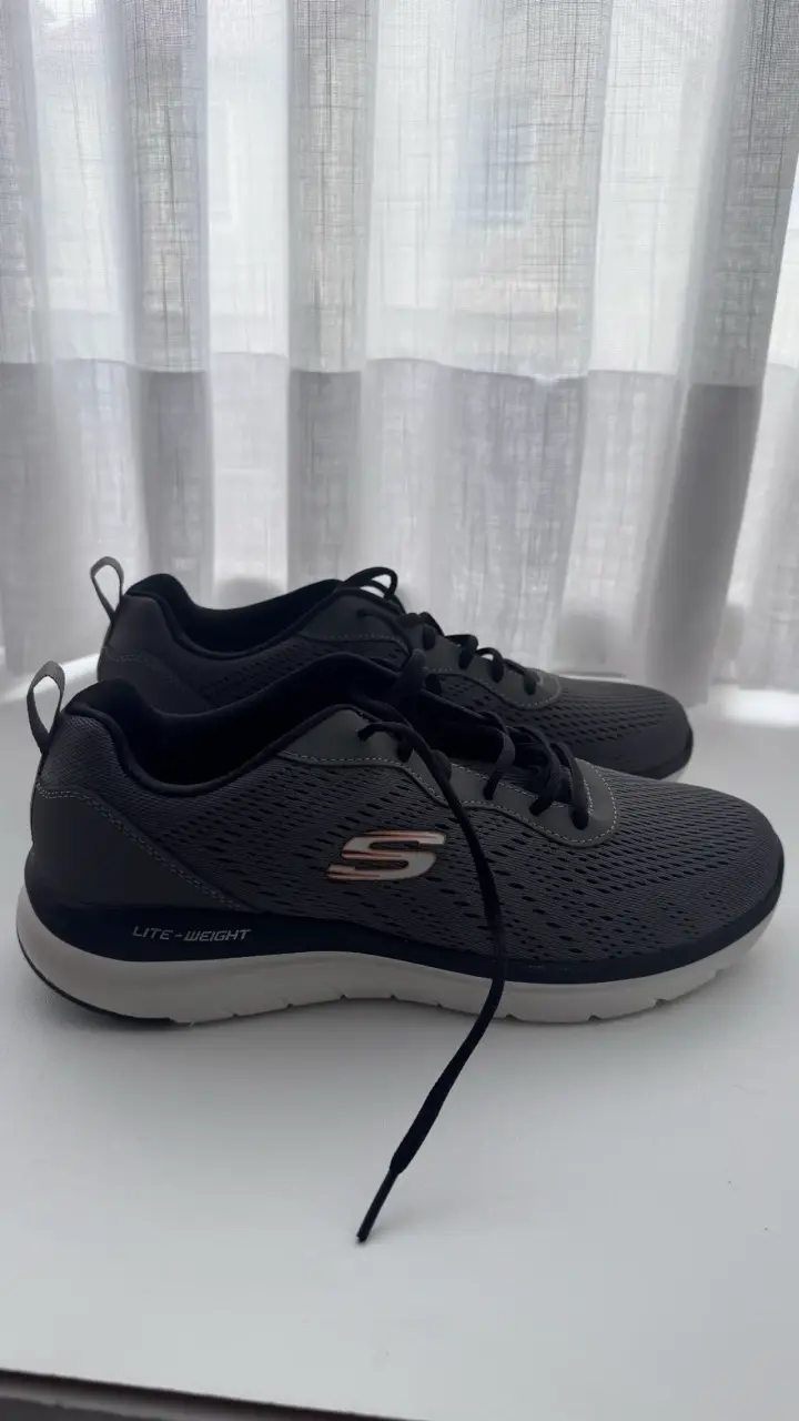 Zapatillas Skechers gris nuevas - 5