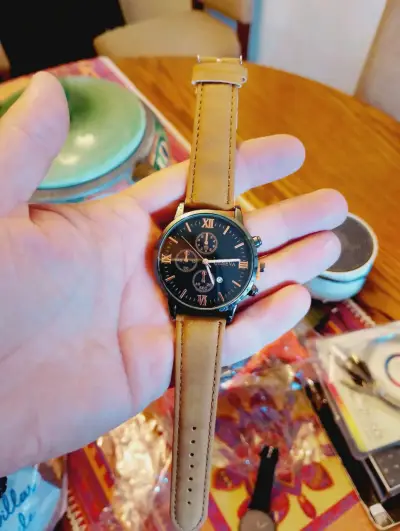 Reloj de pulsera clásico - miniatura 3