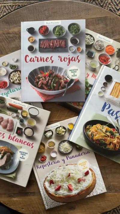 Set de libros de cocina variados - miniatura 1