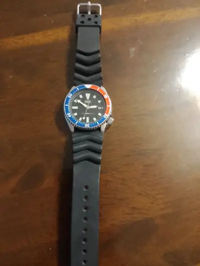Reloj de buceo Seiko Pepsi 702_700A - miniatura 1