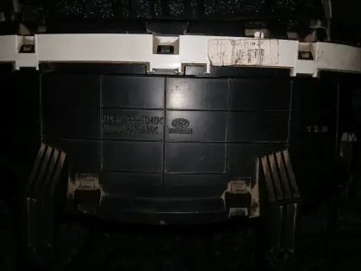 Tablero de instrumentos para auto - miniatura 2