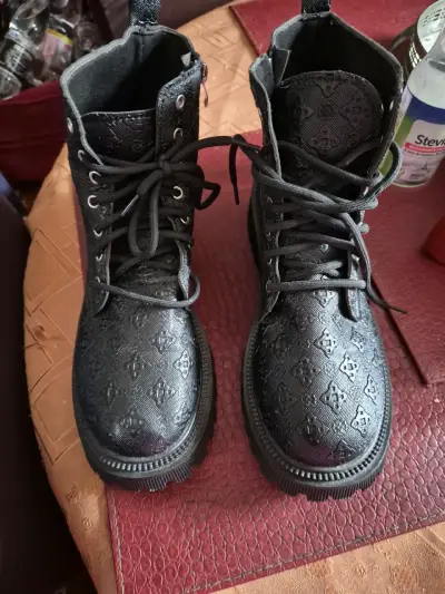 Botas grabadas talla 40 - miniatura 1