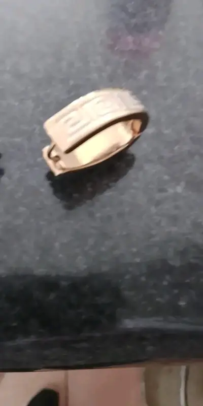 Dije de piedra verde elegante - miniatura 2
