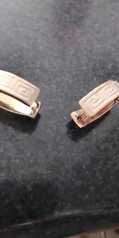 Dije de piedra verde elegante - miniatura 4