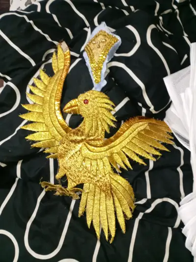 Parche de fénix dorado - miniatura 2