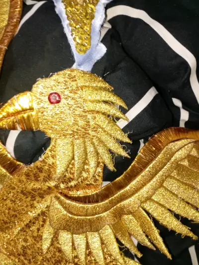 Parche de fénix dorado - miniatura 3