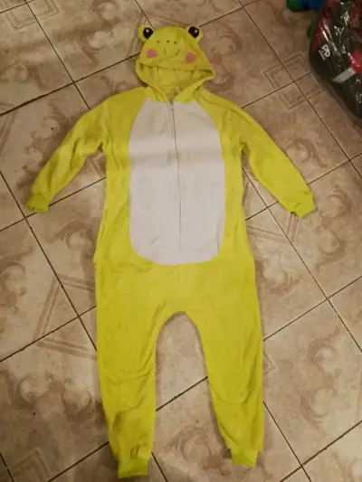Pijama enterizo verde limon infantil - miniatura 2