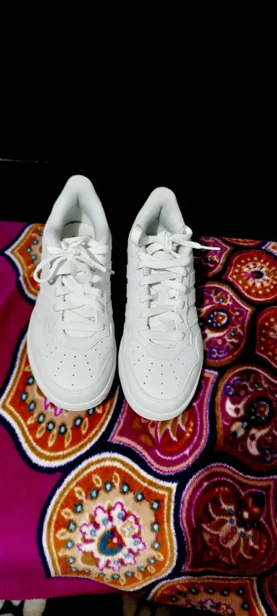 Zapatillas blancas Adidas - miniatura 1