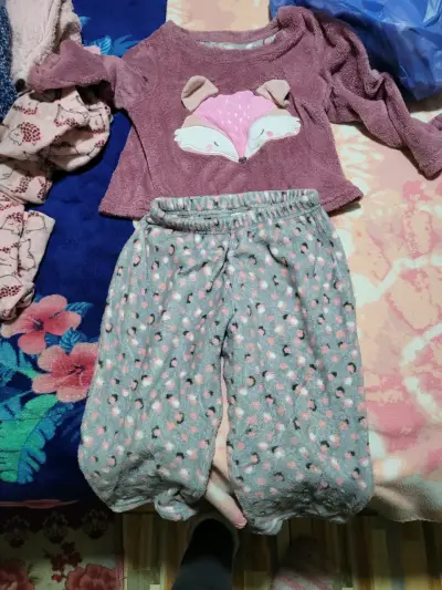 Ropa de niña - miniatura 1