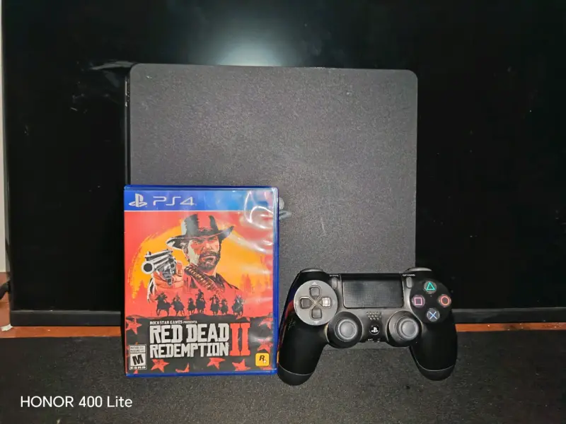 Consola Sony PlayStation 4 con control - 3