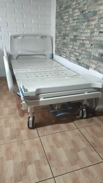 Cama clínica ajustable 5 posiciones - miniatura 1
