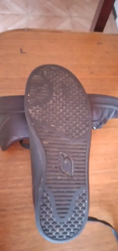 Zapatos deportivos negros - miniatura 1