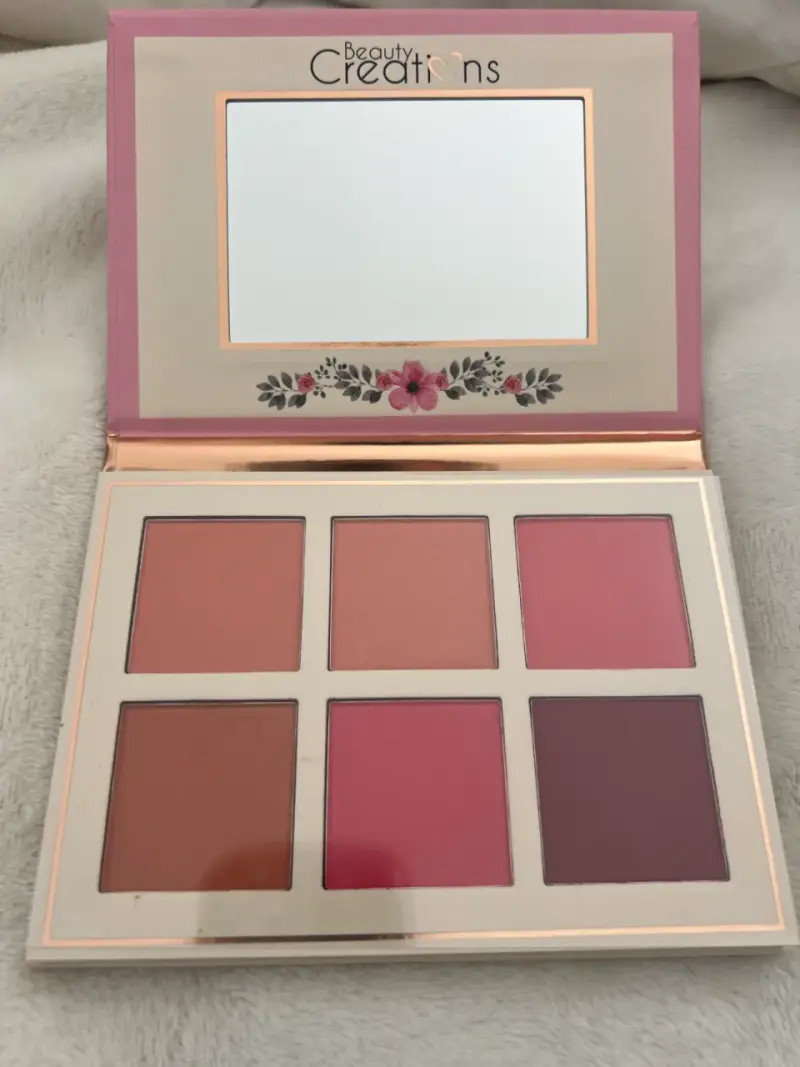 Paleta de rubores Beauty Creations - 2