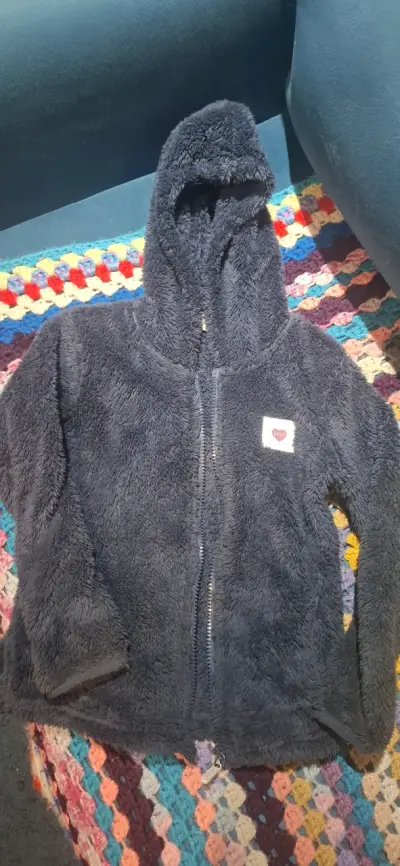 Chaqueta polar azul con capucha - miniatura 1