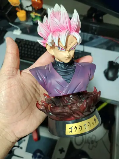 Figura Super Saiyan 4 - miniatura 2