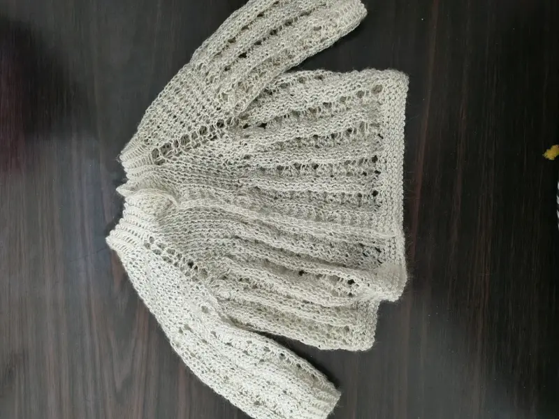 Cárdigan tejido beige