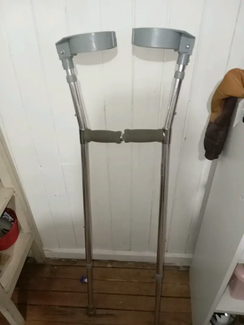 Muletas ajustables de aluminio - 4