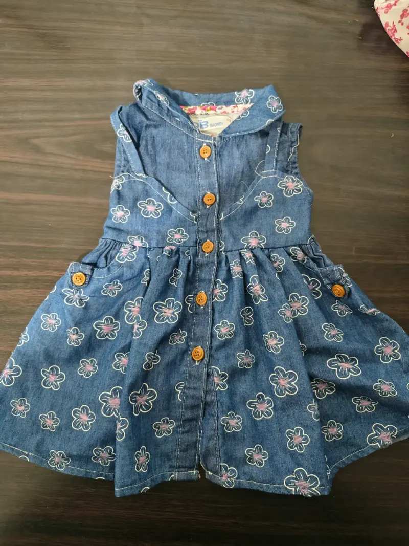 Vestido de mezclilla floral