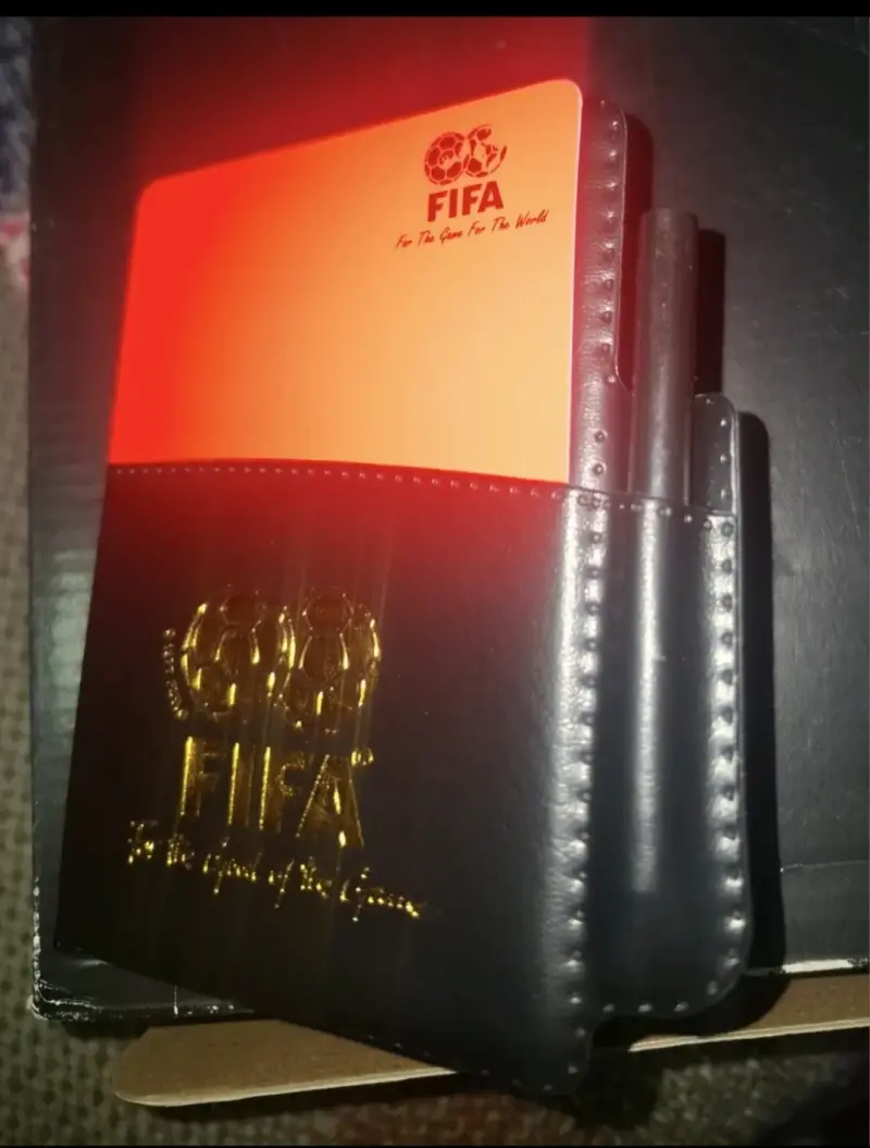 Set de tarjetas de árbitro FIFA - 2