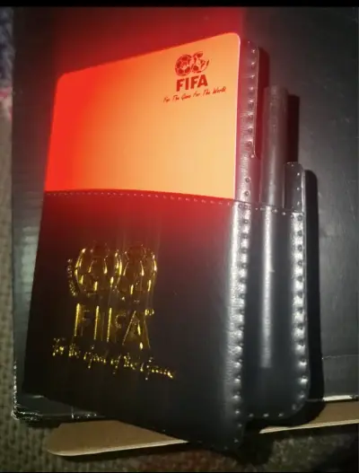 Set de tarjetas de árbitro FIFA - miniatura 2