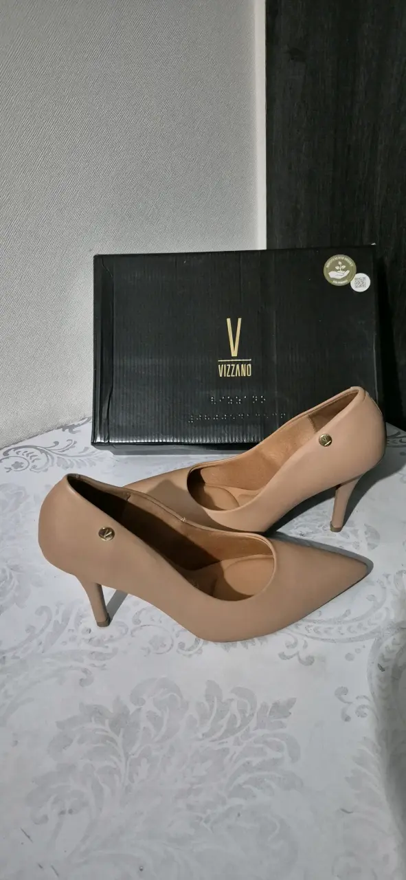 Tacones nude elegantes Vizzano