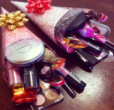 Set de maquillaje y dulces - miniatura 1