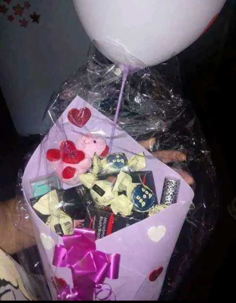 Set de maquillaje y dulces - 6