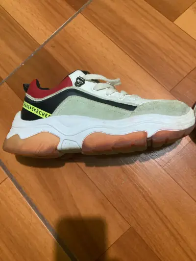 Zapatillas deportivas blancas - miniatura 1