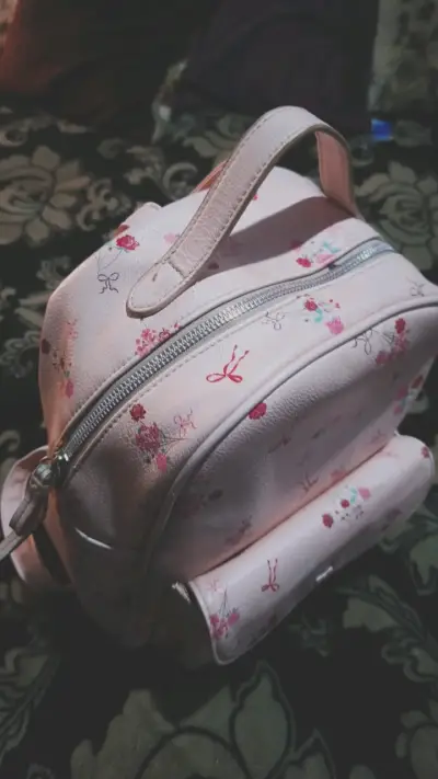Mochila rosada estampada todo moda - miniatura 1