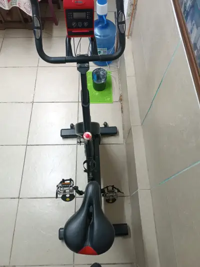 Bicicleta spinning para ejercicio - miniatura 3