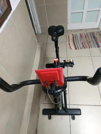 Bicicleta spinning para ejercicio - miniatura 5