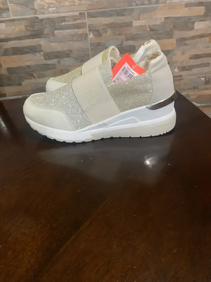 Zapatillas deportivas brillantes