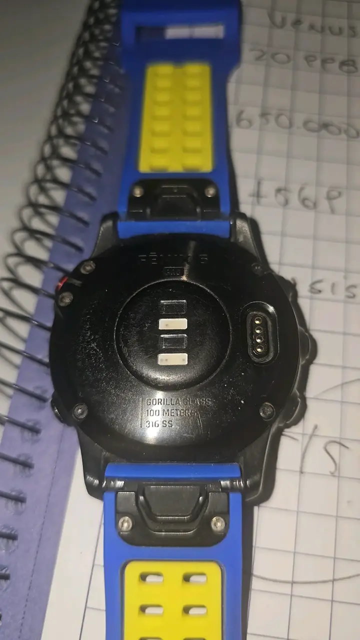 Reloj Garmin fenix 6 pro con 2 correas - 2