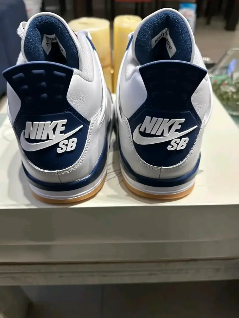 Zapatillas Nike Jordan 4 SB Navy - 3