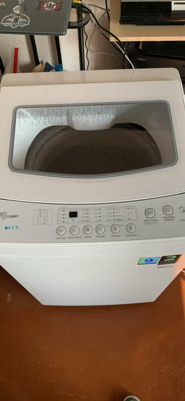 Lavadora automática Midea - 2