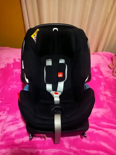 silla nido Cybex Aton 5 en color negro - miniatura 2