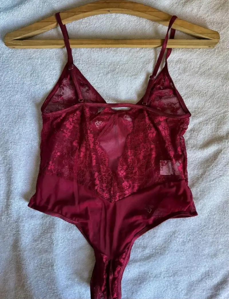 Body de encaje rojo talla s - 2