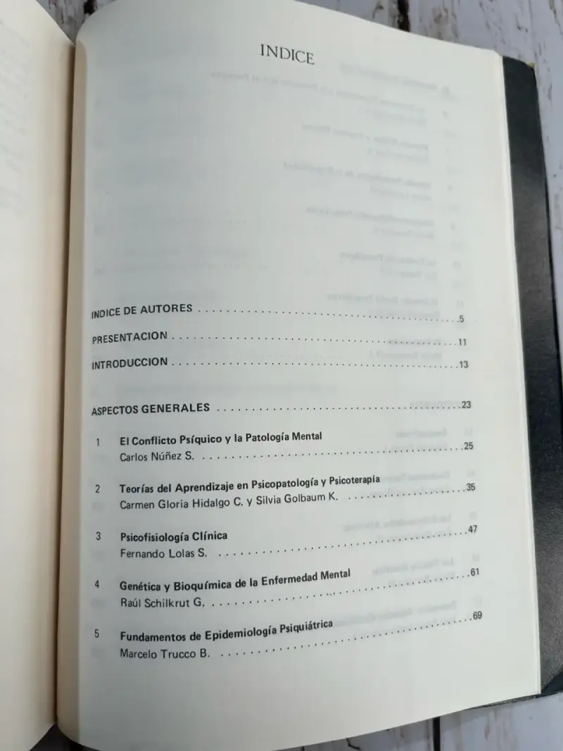 Libro Psiquiatría / Gomberoff Jiménez / 1982 - 3