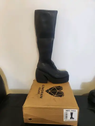 Bota negra de plataforma alta Cmoran - miniatura 1