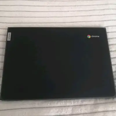 Notebook Chromebook Lenovo AMD A4 - miniatura 2