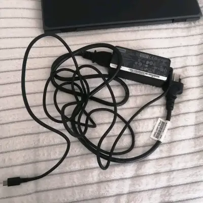 Notebook Chromebook Lenovo AMD A4 - miniatura 6