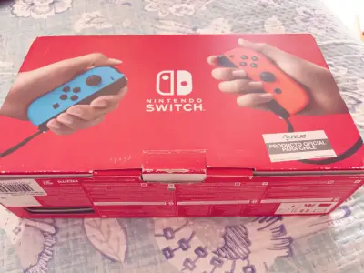 Nintendo Switch con caja original - miniatura 2