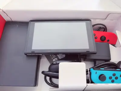 Nintendo Switch con caja original - miniatura 5