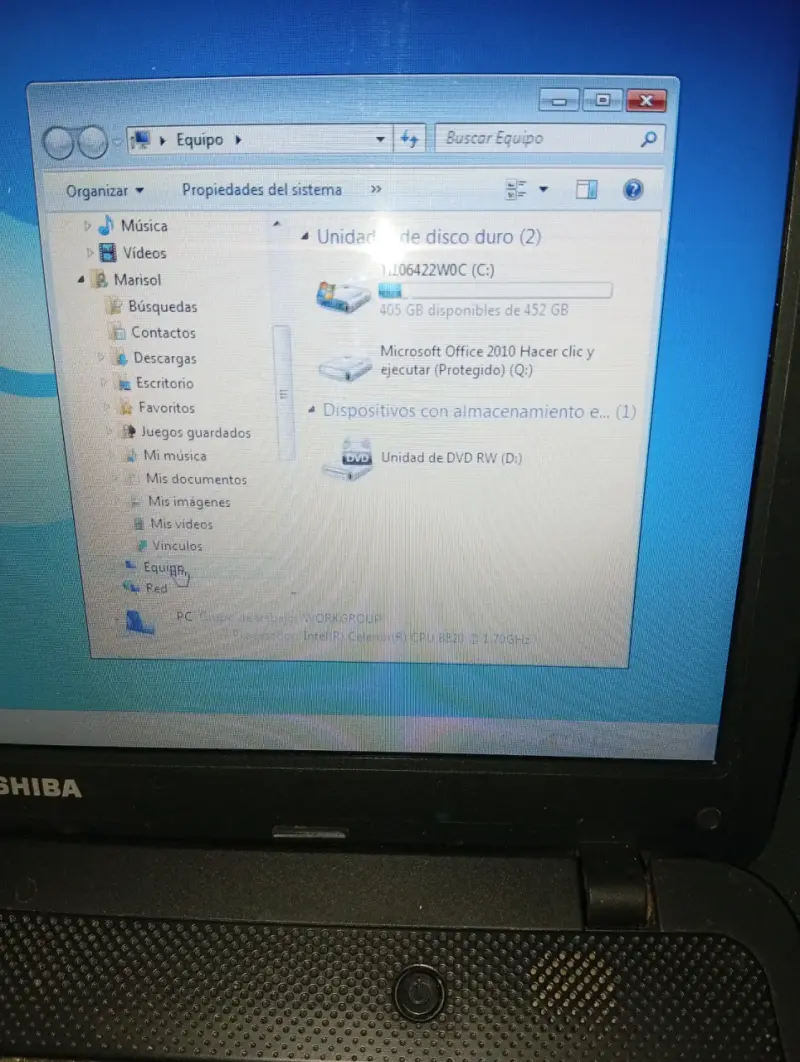Portátil Toshiba con Windows 7 - 2