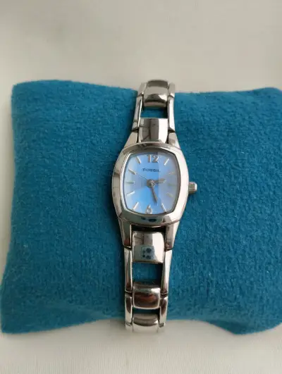 Reloj Fossil metálico azul - miniatura 1