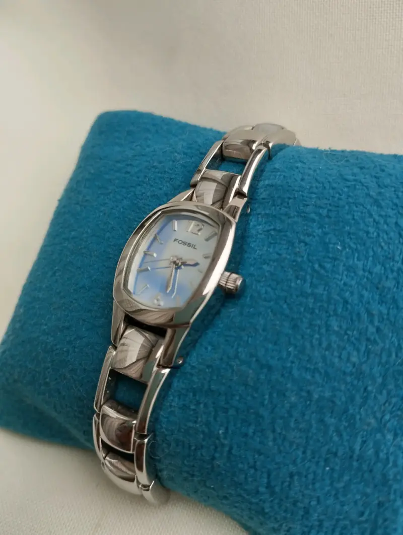 Reloj Fossil metálico azul - 4