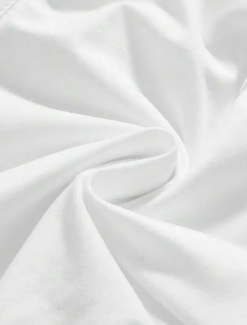 Top blanco con tachas metálicas - 4
