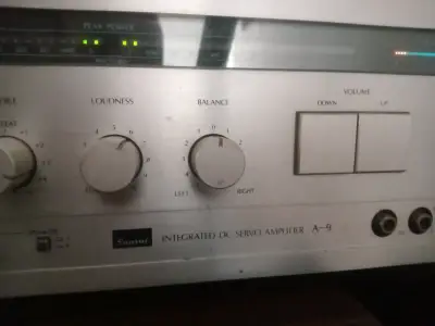 Amplificador Sansui vintage - miniatura 2