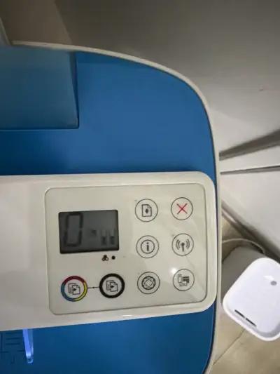 Impresora HP DeskJet 3775 - miniatura 2